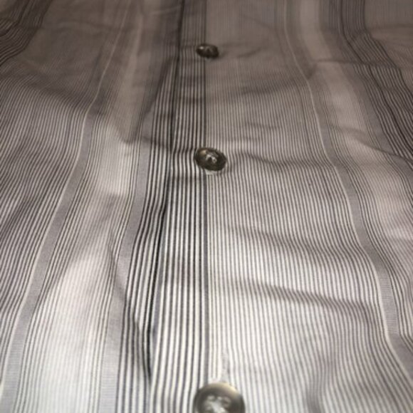 Calvin Klein Men’s Slim Fit Striped Button Down Shirt Large 16 32-33 Dress - Picture 6 of 7